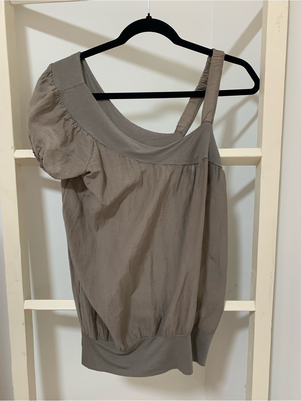 One-Shoulder Tank Top in greyish/brown shade. Made in Italy! 100% cotton.